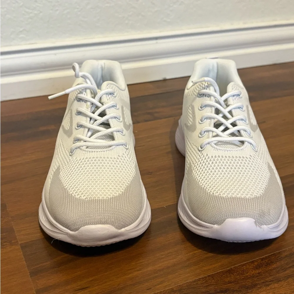 SHEIN White Mesh Walking Shoes Size 41 Lightweight Breathable Casual Sneakers